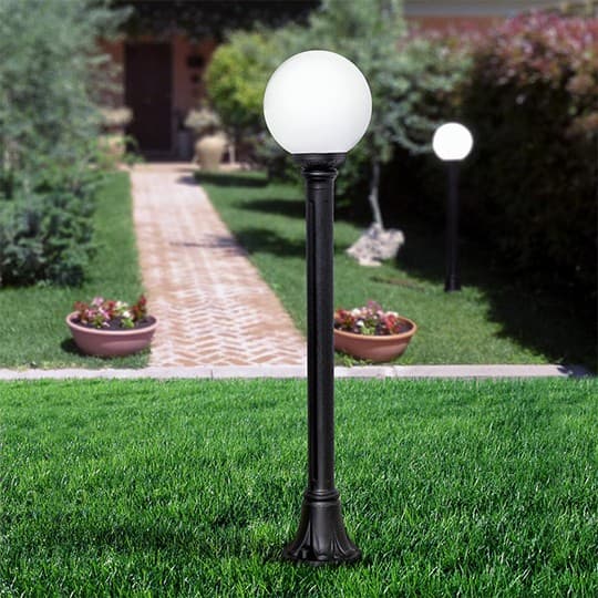 Lampa stubna spoljna MIZAR/G250 crna /kugla IP55 1xE27 filament LED 6W 2700K Fumagalli
Ø250 x H1000mm